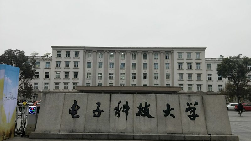 低噪声三极管hfe值：理解其重要性与选择标准**