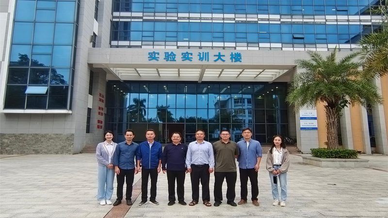 高温环境下法拉电容放电特性解析